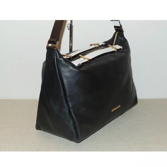 Michael Kors, EUC Chelsey, large convertible shoulder bag, black leather. - Picture 4 of 8